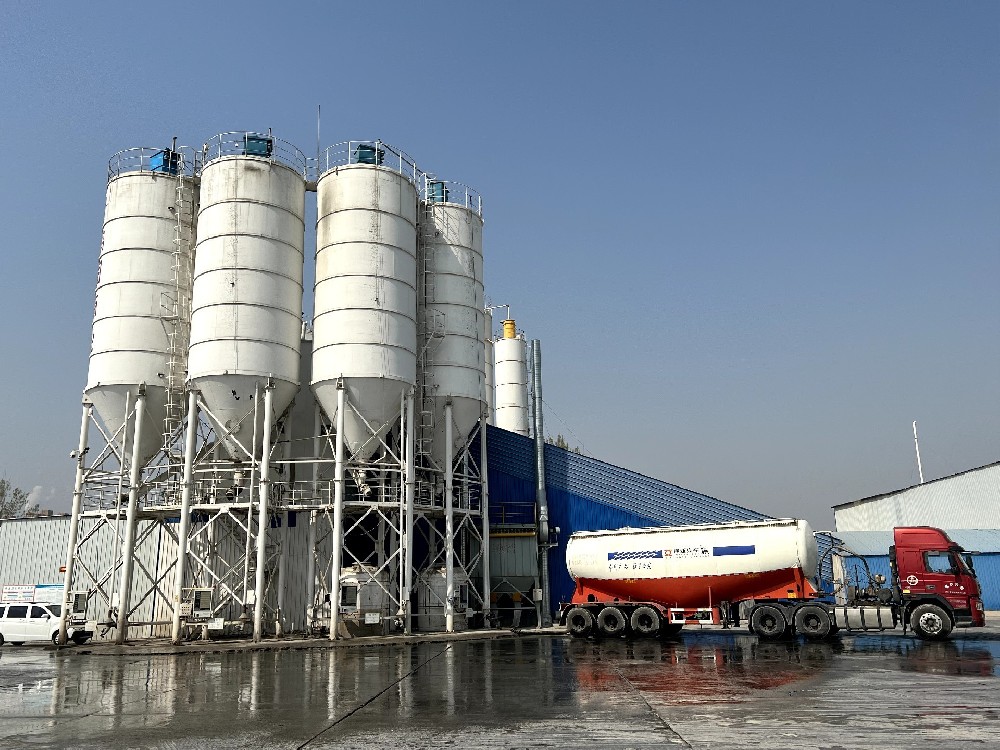 溫馨提示：如何提高冬季養(yǎng)護(hù)質(zhì)量，正確理解防凍劑。